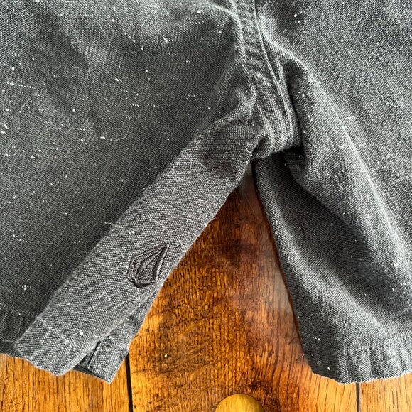 Boys Volcom Drawstring Shorts Size 12 - Picture 8 of 9